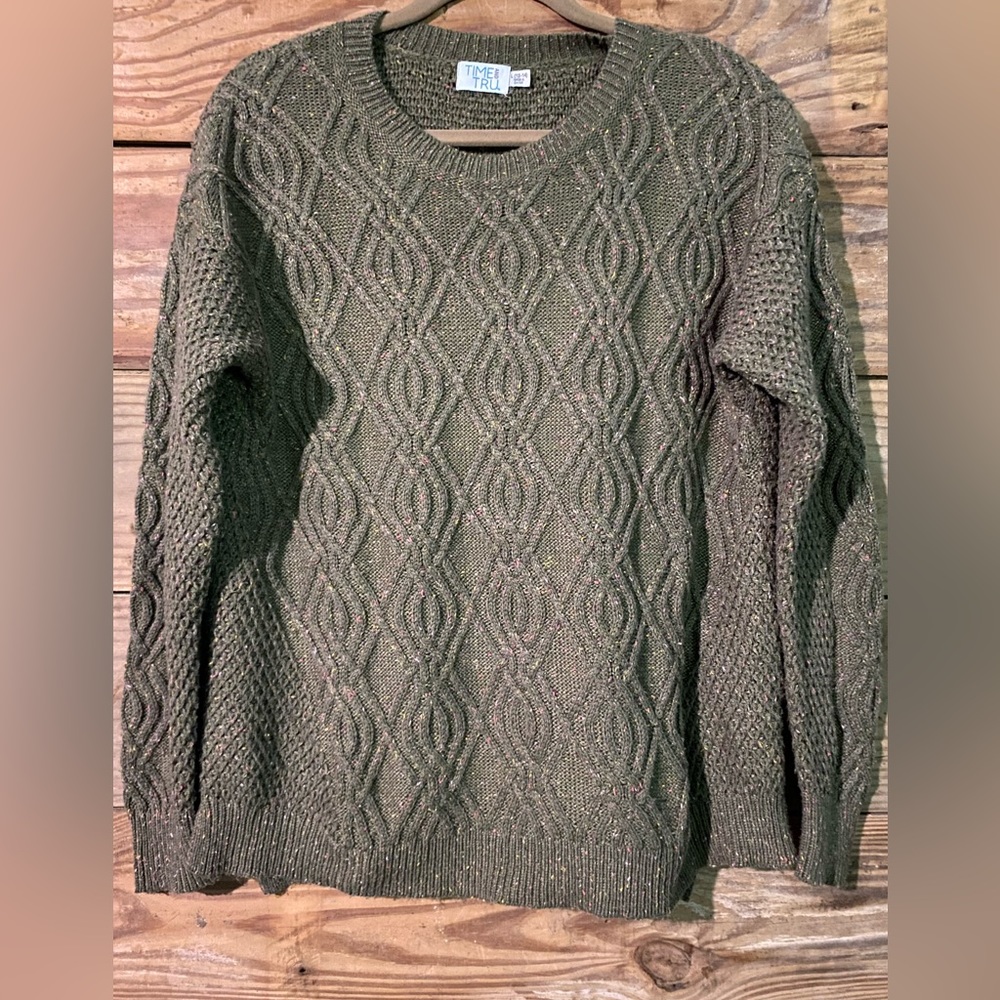 Time and Tru sweater size L (12-14) color: Olive. Great condition.